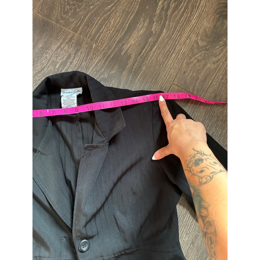 Breakin Loose Womens Black Pinstripe Two Button Blazer Jacket Size 9/10 - Picture 4 of 5